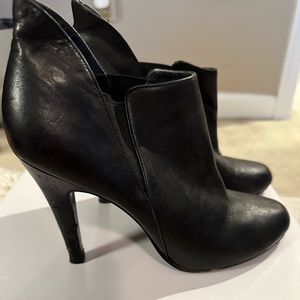 Beautiful BCBG Black Booties 10M